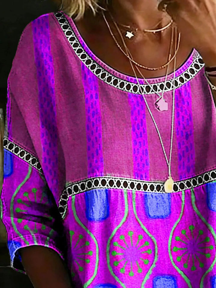 Hollow out lace-up batwing plus size in purple, close-up detail