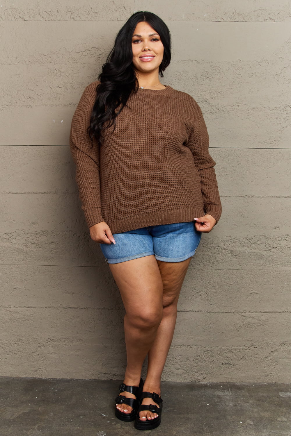 Waffle high low hem side slits plus size in brown, styled on model 2