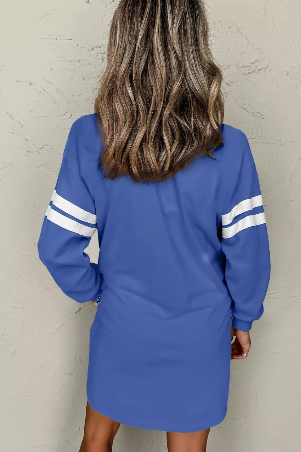 Striped crew neck sweatshirt mini in dusty blue, back view