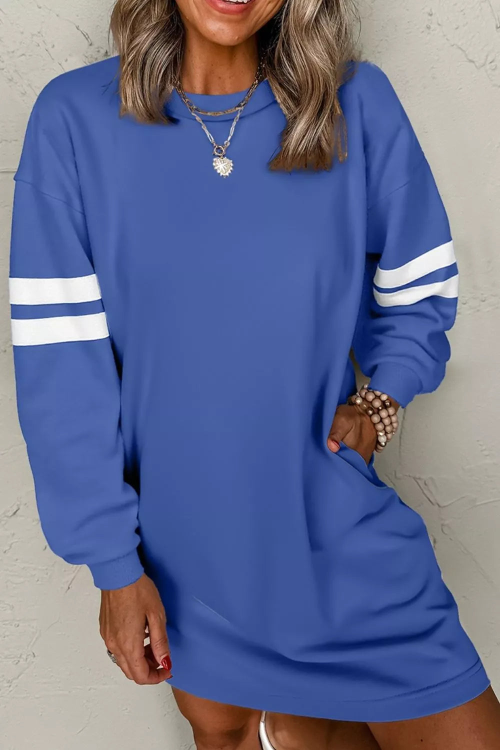 Striped crew neck sweatshirt mini in dusty blue, front view 2