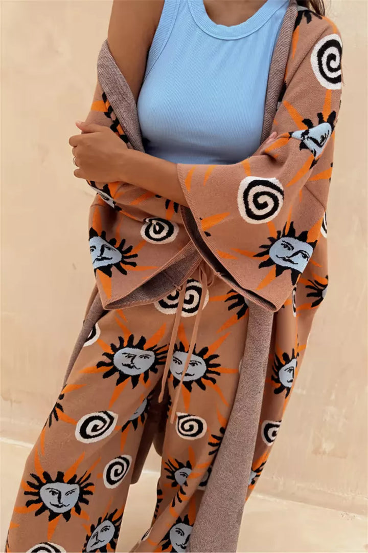 Sun print knit sweater, cardigan and pants in sun print, close-up detail 8