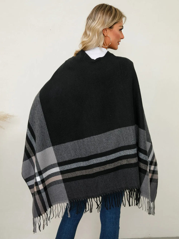 Plaid fringe hem open front in black, back view