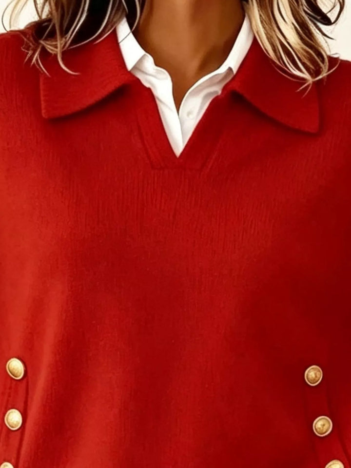 Polo collar gold-tone side buttons in red, close-up detail