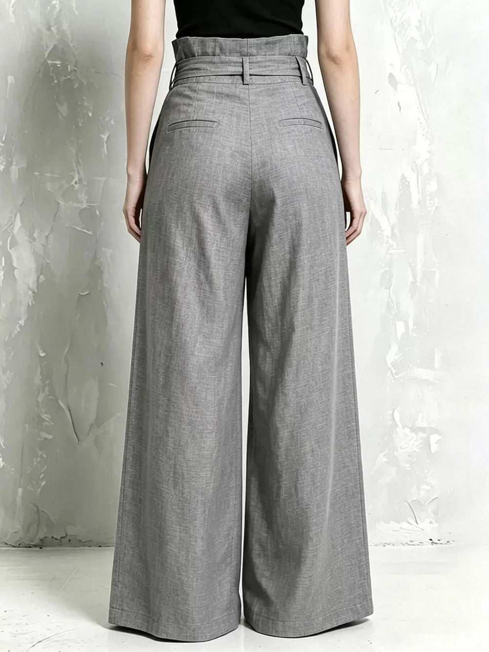 Back view of the gray high waist wide leg pants