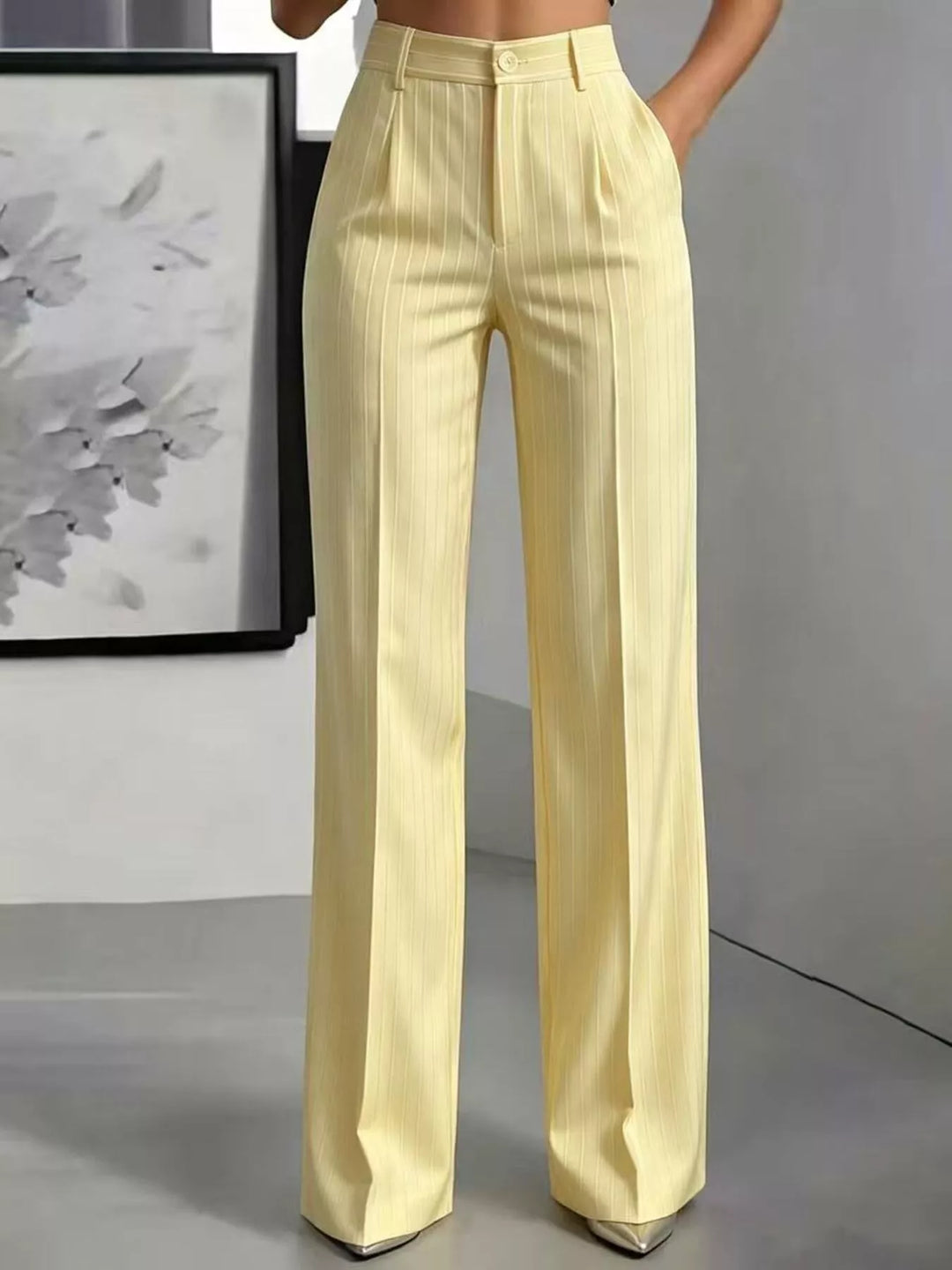 Pinstripe high waist pleated front in light yellow, front view