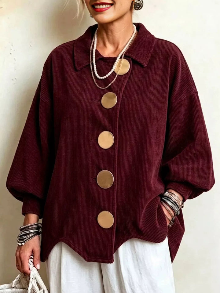 Corduroy-look scalloped hem round buttons in burgundy, front view